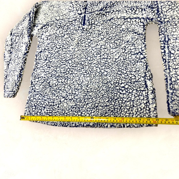 Pre-Owned Sherpa soft cozy pullover jacket for Girls 8-10 y/o S size. Warm. - Picture 8 of 14